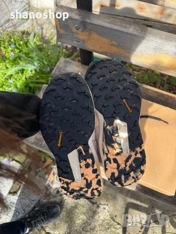 Туристически обувки Adidas Terrex, снимка 5 - Маратонки - 53844690