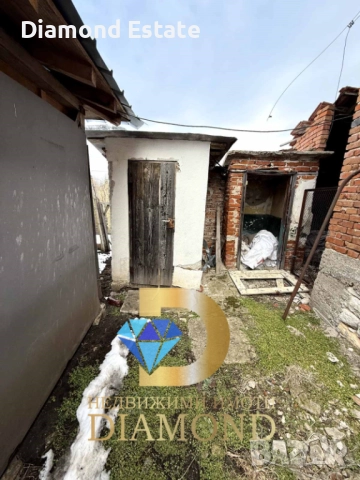 Къща с гараж в село Зетьово, обл. Стара Загора, снимка 15 - Къщи - 51524540