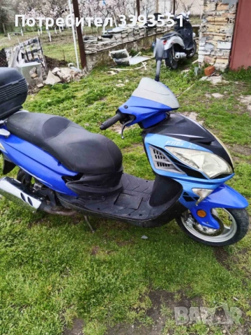 Китайски скутер 125 кубика