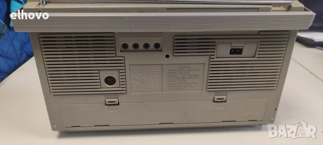 Радиокасетофон Toshiba RT-100S, снимка 5 - Радиокасетофони, транзистори - 54265005