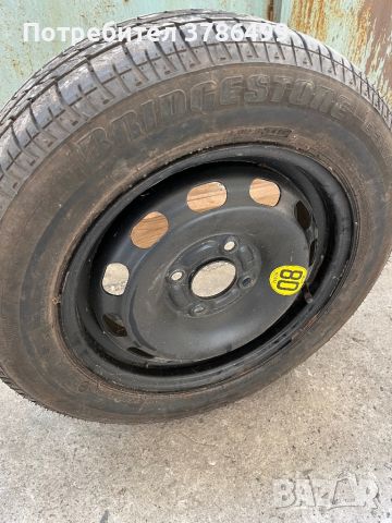 Резервна гума, снимка 1 - Гуми и джанти - 45266949