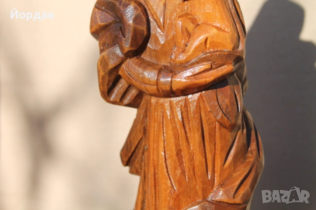 Дървена фигура  Мадона с Младенеца , снимка 3 - Антикварни и старинни предмети - 54149802