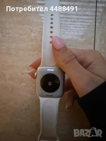 Apple Watch SE, снимка 3 - Смарт гривни - 53972694