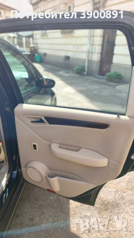 Mercedes - Benz A 180 , снимка 12 - Автомобили и джипове - 54247995