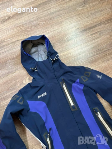 Висок клас дамско !  Bergans of Norway Svartisen Recco Dermizax 15.000mm Hard Shell Snow Alipne Jack, снимка 5 - Якета - 53708596
