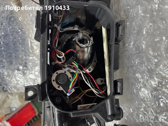 Ляв фар за Ауди А6 Ц6 Фейслифт 08-11 г, снимка 4 - Части - 52990792