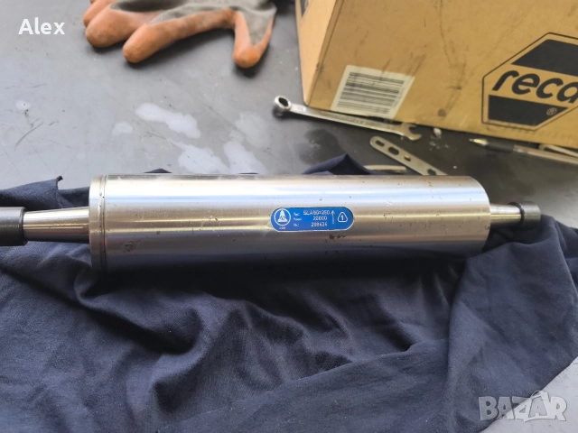 Немски шпиндел за шлайф чисто нов , снимка 5 - Други машини и части - 52646204