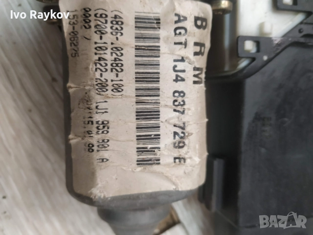 Моторче , стъкло , преден ляв за VW Golf Mk4 and Jetta Mk4 , 1J4 837 729 E, снимка 3 - Части - 52258469