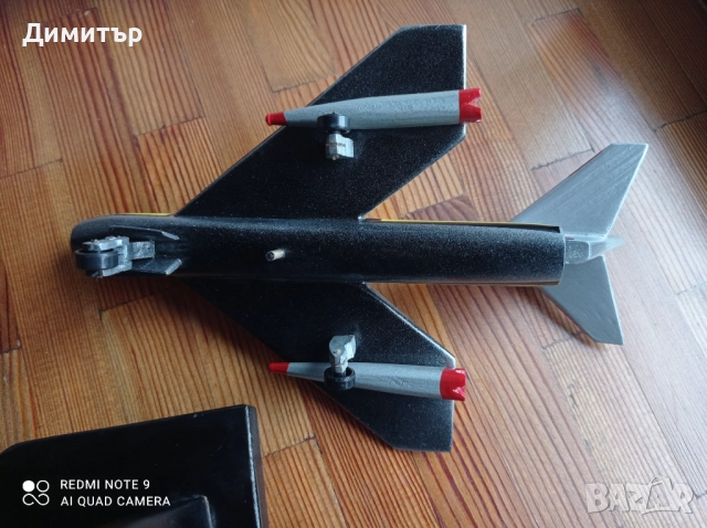 Стар дървен модел на самолет , снимка 2 - Антикварни и старинни предмети - 52942073