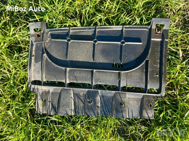 Кора задна броня БМВ E92 E93 BMW, снимка 3 - Части - 53556150