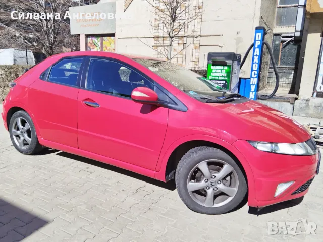 Продавам лек автомобил Honda Civic, снимка 1 - Автомобили и джипове - 49389937