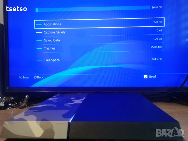 спешно Playstation 4. 1TB с джойстик с 8 Bluray диска., снимка 2 - PlayStation конзоли - 52512600