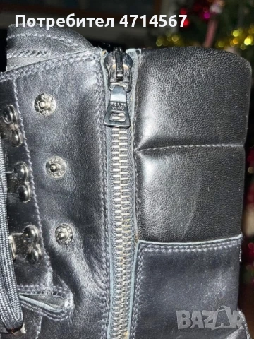 Боти на Prada, снимка 2 - Дамски боти - 53408399