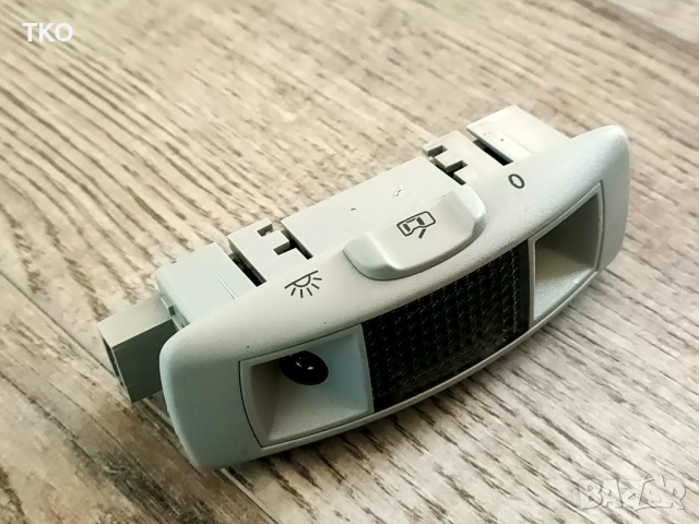 Обемен датчик, сензор - движение за аларма на VW Passat B5.5 Touareg Skoda Octavia, снимка 2 - Части - 52952798