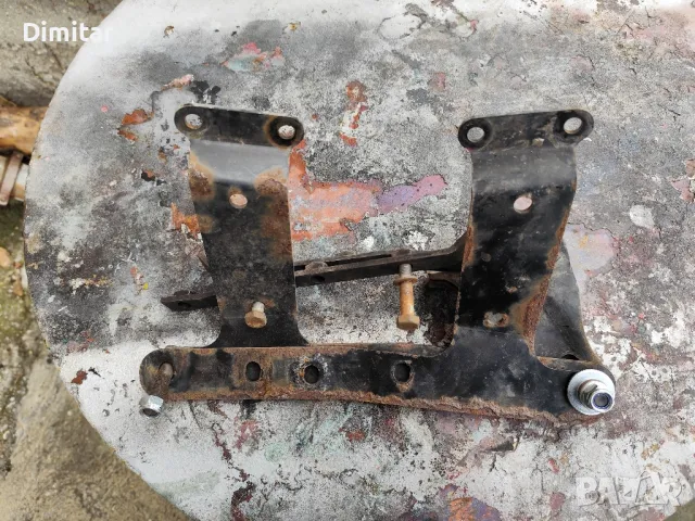 монтажен комплект за теглич на Toyota Avensis t25, снимка 2 - Части - 49817653