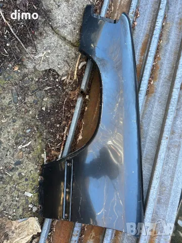ляв калник за Mercedes 124 оригинален , без дупка за мигач W124 
