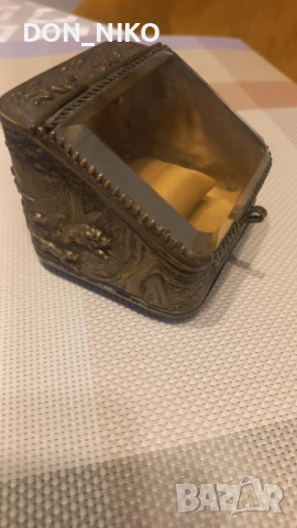 Бронзова кутийка за Джобен часовник