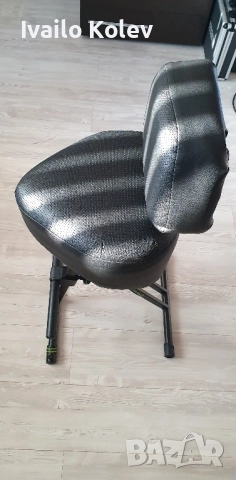 Стол за клавиристи и китаристи Gravity, снимка 2 - Китари - 52327987