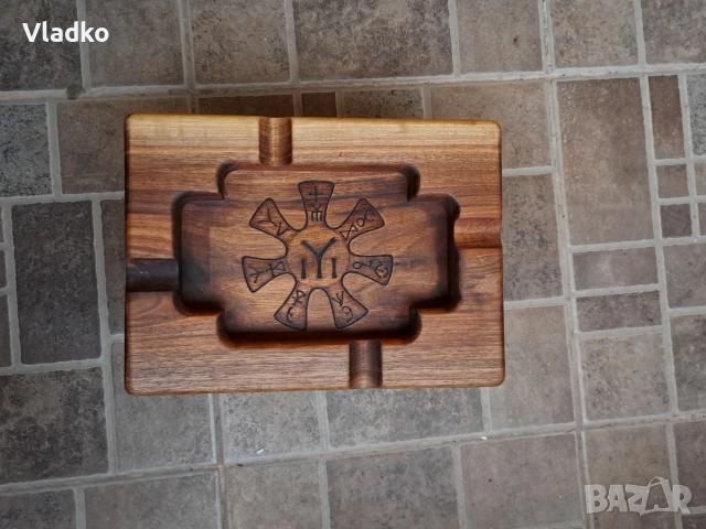 Пепелник за пури 