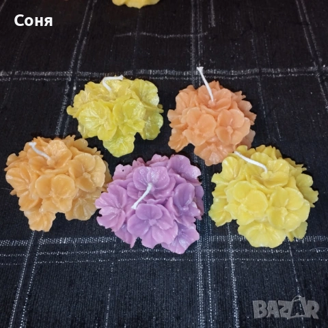 Ароматни восъчни свещи - цветя и рози  различни цветове, снимка 7 - Подаръци за сватба - 53168297