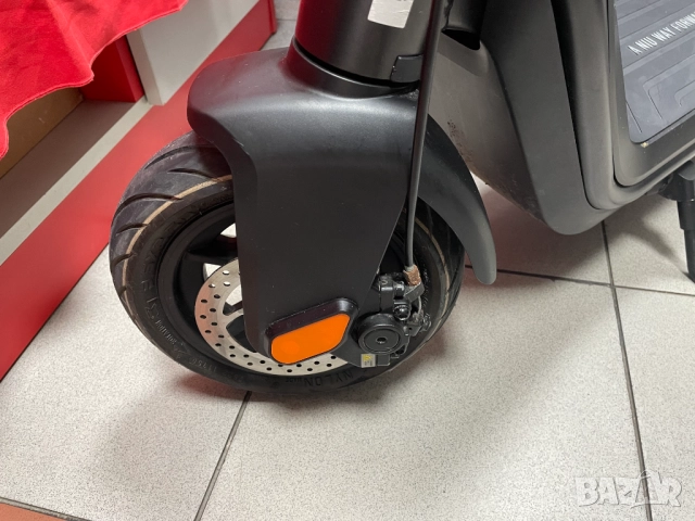 Електрическа тротинетка/Скутер Niu KQi3 PRO - черна, снимка 10 - Скутери и тротинетки - 51602206