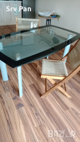 Стъклена Маса с 2 плота 90 см на 1.60 см, снимка 2 - Маси - 51956077