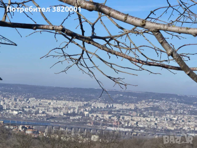 ПАРЦЕЛ 1085 М² С ВИЛА, ПАРТИДИ ТОК И ВОДА, БЕЗ КОМИСИОНА, снимка 3 - Къщи - 51257662