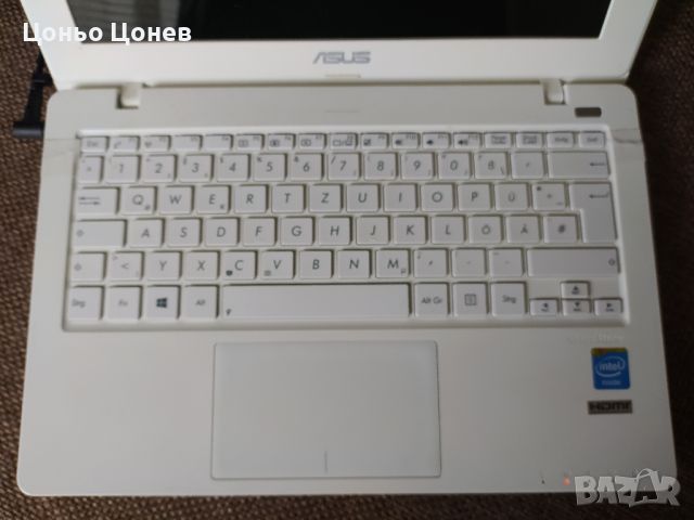 Лаптоп Asus F201_11.6", снимка 3 - Лаптопи за работа - 45485161