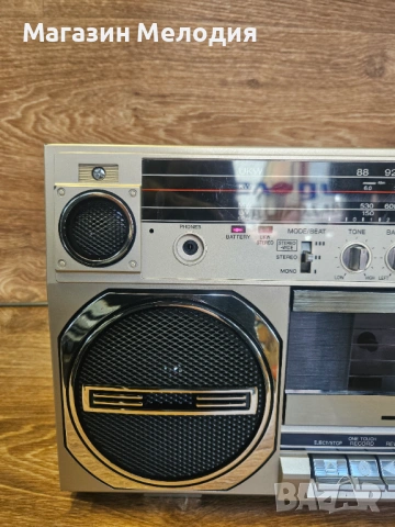 Радиокасетофон Interfunk IF 2365 – Ретро радиокасетофон (Boombox) в отлично състояние., снимка 3 - Радиокасетофони, транзистори - 54200490