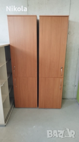 Еднокрил гардероб с рафтове на две нива със заключване - Офис шкафове 54/200/40, снимка 7 - Гардероби - 51843477