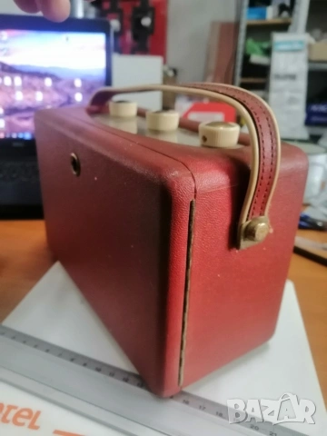 Ретро, английско AM радио ROBERTS R200, снимка 5 - Радиокасетофони, транзистори - 53981570