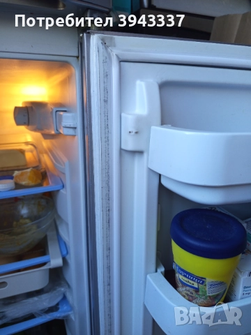 Хладилник Indesit , снимка 7 - Хладилници - 52429234