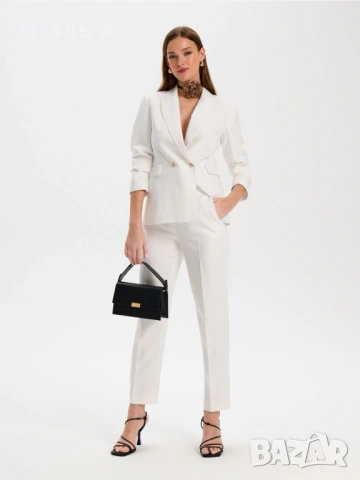 Дамски комплект сако и панталон 