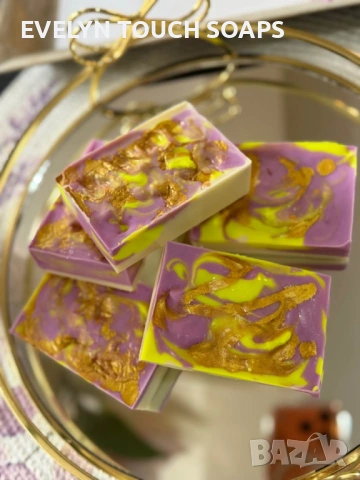 Ръчно изработен сапун „Лилав зюмбюл, снимка 2 - Козметика за тяло - 53277499