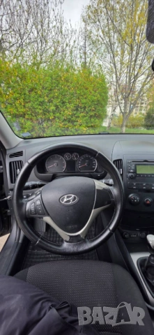 Hyundai i30 1.6 CRDI, 90hp, снимка 10 - Автомобили и джипове - 54255943
