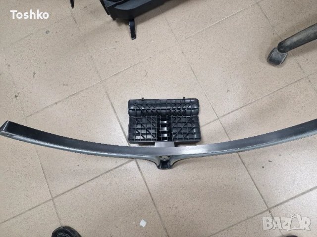 Стойка за ТВ LG 65UK6750PLD, снимка 2 - Стойки, 3D очила, аксесоари - 49678106