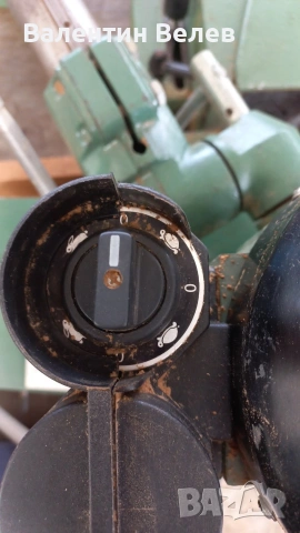 фреза с четириролков подавател мотор 4kw.шпиндел ф 50мм., снимка 8 - Други машини и части - 53520055