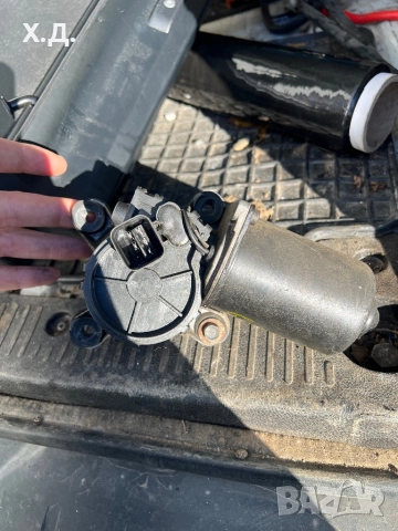 Моторче чистачки Хюндай Теракан, снимка 2 - Части - 52525308