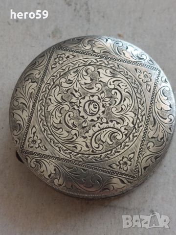 Стара сребърна гравирана кутийка за хапчета-сребро 900 проба , снимка 9 - Антикварни и старинни предмети - 45674624