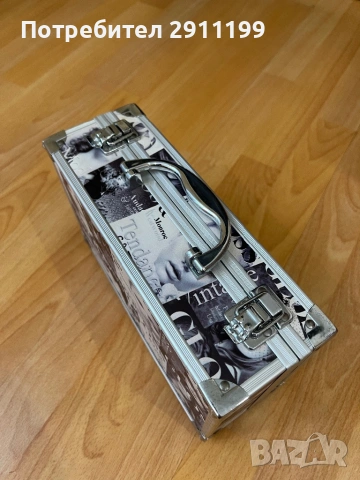 Малък куфар, снимка 4 - Куфари с инструменти - 53837120