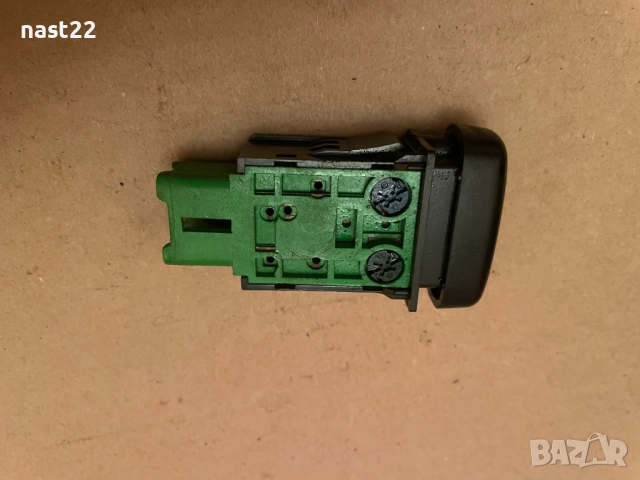 Бутон/копче за подгрев задно стъкло Сузуки Гранд Витара/Suzuki Grand Vitara 98-05г, снимка 3 - Части - 52864689