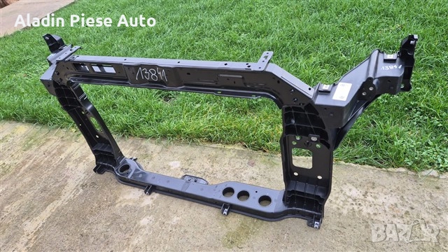 Скоба за преден панел Kia Sportage година 2016 2017 2018 2019 2020 2021 код 64101F1000, 64101-F1000, снимка 2 - Аксесоари и консумативи - 52731760