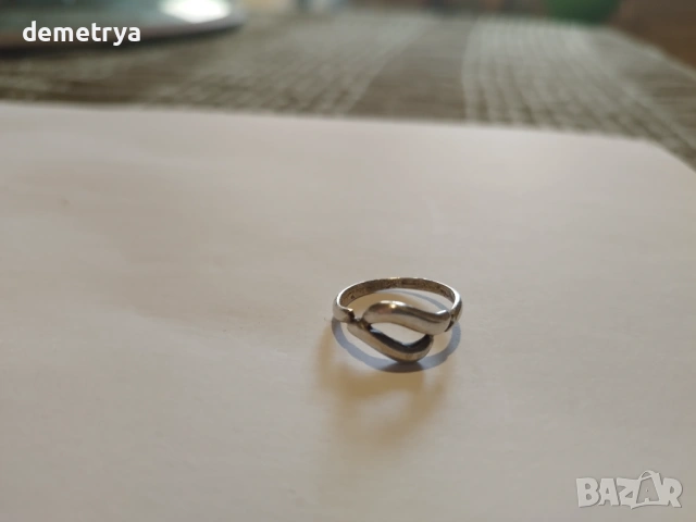 Сребърни пръстени и медальон кръстче със седеф, снимка 3 - Пръстени - 53286014