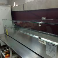 Хладилна витрина -салатиернс, снимка 3 - Обзавеждане на кухня - 45306230