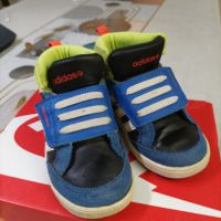 Маратонки Adidas , снимка 1 - Детски маратонки - 45370936