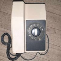 Ретро телефон с шайба, снимка 1 - Стационарни телефони и факсове - 45241103