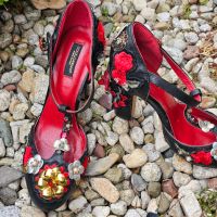 Обувки Dolce & Gabbana, снимка 2 - Дамски обувки на ток - 45366584