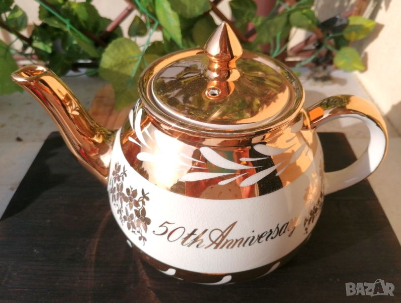 Златен чайник и захарничка⚜️ Staffordishire Gibson⚜️, снимка 1