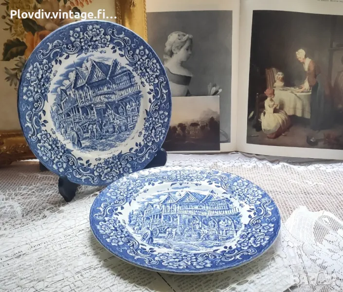 Чинии Royal Tudor Ware hand engraved by W.N.Mellor, снимка 1