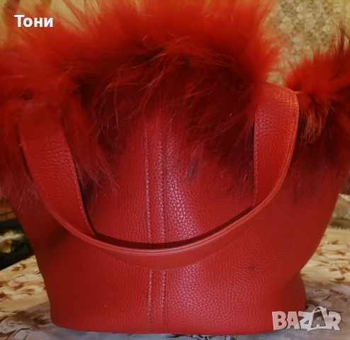 Нова Кожена Дамска Чанта с Пух, снимка 1